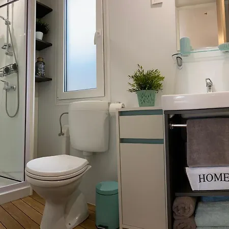 Mobile Divina Camp Porton Nature Hideouts *