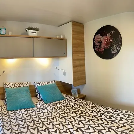 مكان تخييم Mobile Divina Camp Porton Nature Hideouts روفينج