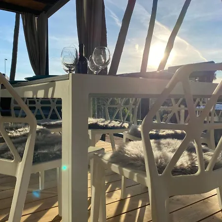 مكان تخييم Mobile Divina Camp Porton Nature Hideouts