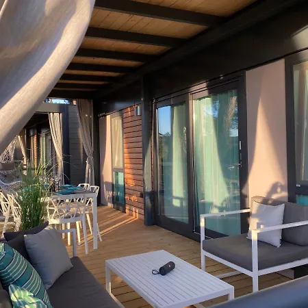 مكان تخييم Mobile Divina Camp Porton Nature Hideouts