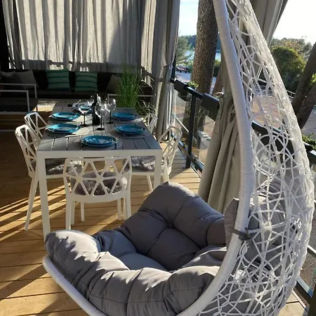 مكان تخييم Mobile Divina Camp Porton Nature Hideouts