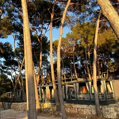 Kamp alanı Mobile Divina Camp Porton Nature Hideouts *